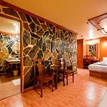 Complex Hotel